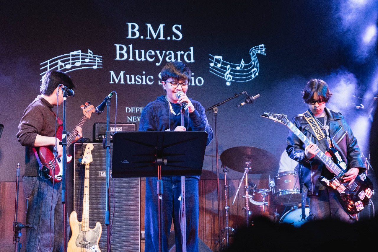 Steel N' Soul performing live