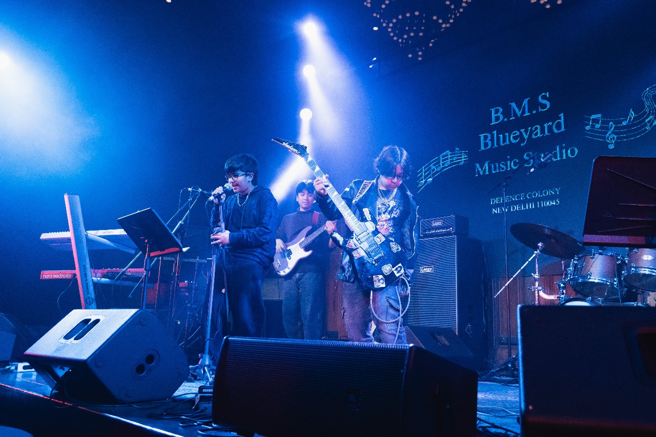 Steel N' Soul performing at The Piano Man