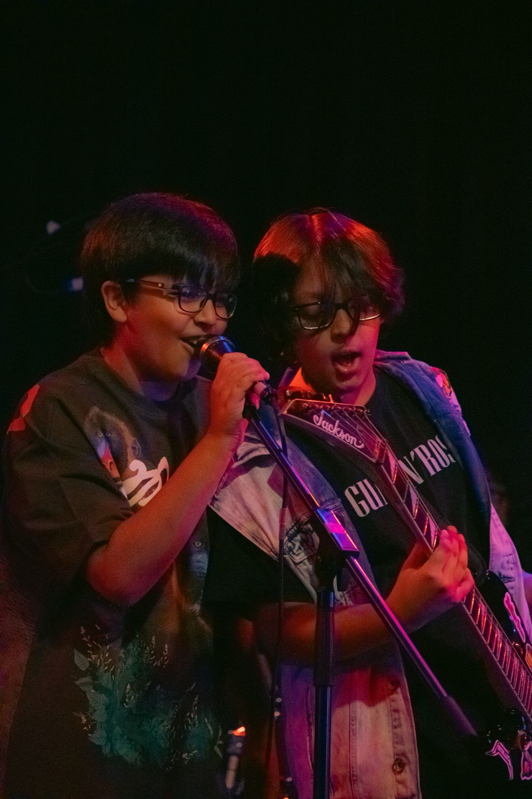 Steel N' Soul vocalists singing together